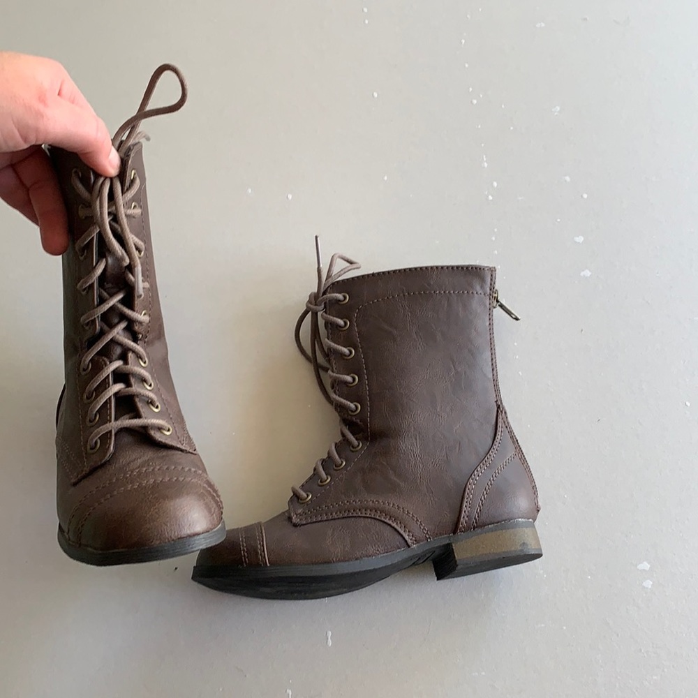 Girls Steve Madden boots